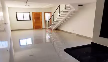 Sobrado no Bairro Vila Curuçá em Santo André