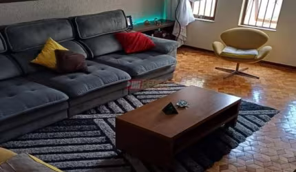 Sobrado no Bairro Vila Scarpelli em Santo André