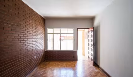 Casa Térrea no Bairro Vila Alpina em Santo André