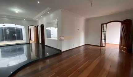 Sobrado no Bairro Vila Valparaíso em Santo André