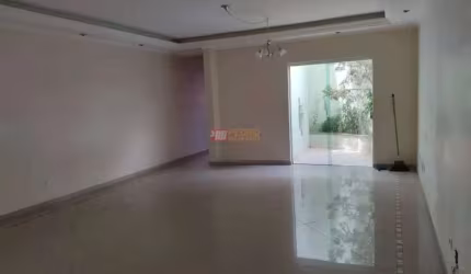 Sobrado no Bairro Vila Assunção em São Bernardo do Campo