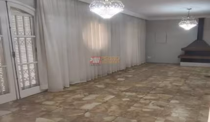 Casa Térrea no Bairro Santa Maria em Santo André