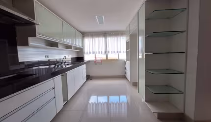 Apartamento na Bairro Vila Assunção em Santo André.