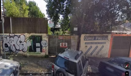 Terreno no Bairro Vila Gilda em Santo André