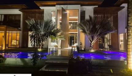 Belíssima Casa em Praia do Forte a venda 5 suites