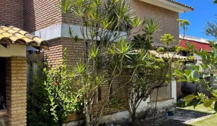 Casa com 4 quartos à venda na Avenida Praia de Copacabana, 11, Vilas do Atlantico, Lauro de Freitas, 250 m2 por R$ 898.000