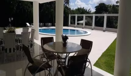 LINDA CASA NA BEIRA DA LAGOA A VENDA NO ENCONTRO DAS AGUAS
