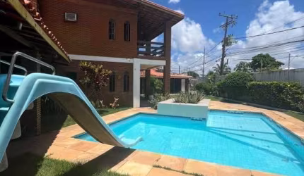 Casa a venda Vilas do Atlântico de esquina 50 metros da praia