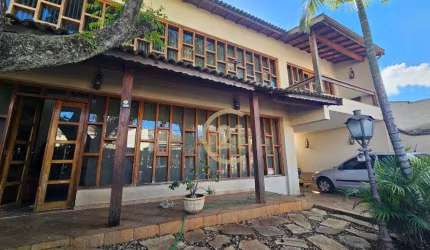 Casa com 3 dormitórios à venda, 256 m² por R$ 1.099.000,00 - Vila Suíça - Indaiatuba/SP