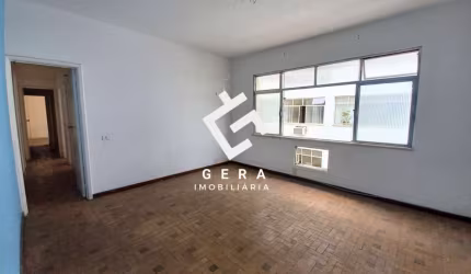 Apartamento com 3 quartos para alugar em Grajaú, Rio de Janeiro  por R$ 2.600