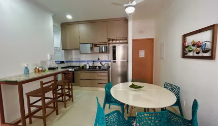 Apartamento 2 quartos sendo 1 suíte, Mobiliado, Praia das Toninhas Ubatuba
