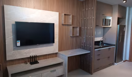 Studio mobiliado à venda no Barra Premium