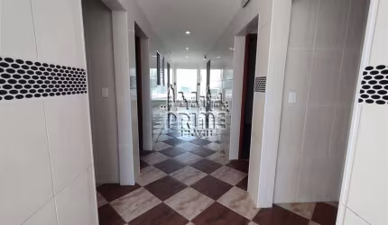 CASA 8 SUÍTES
 PARA VENDA