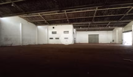 Barracão / Galpão / Depósito para alugar na Avenida Eduardo Andrea Matarazzo, 3800, Campos Elíseos, Ribeirão Preto por R$ 14.000