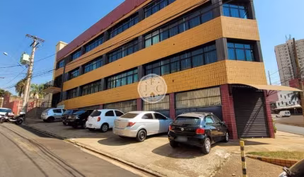 Prédio para alugar na Avenida Nove de Julho, 2290, Jardim São Luiz, Ribeirão Preto por R$ 70.000