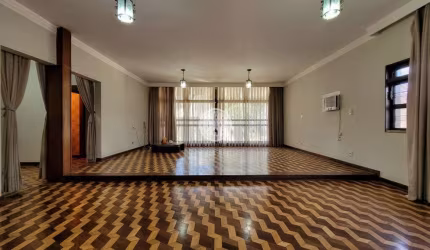 Casa com 4 quartos para alugar na Rua Luiz Antônio Musa Julião, 50, Jardim Sumaré, Ribeirão Preto por R$ 8.000