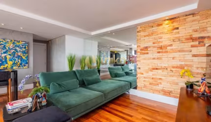Apto Clube no Água Verde, Perfeito para Sua Família!