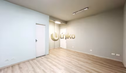Sala Comercial para Locação ou Venda no Centro de Curitiba
