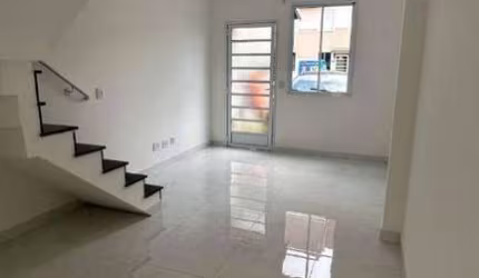 Sobrado com 2 dormitórios à venda, 55 m² por R$ 330.000,00 - Jardim Nova Cidade - Guarulhos/SP