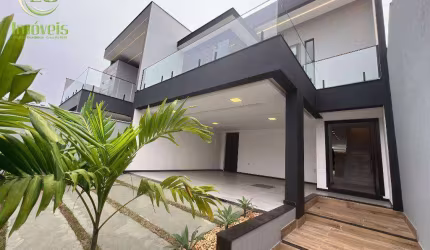 Casa com 4 Quartos à venda, 245 m² por R$ 2.600.000 - Camboinhas - Niterói/RJ