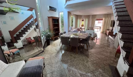 Casa com 4 Quartos para alugar por R$ 9.056/mês - Itaipu - Niterói/RJ