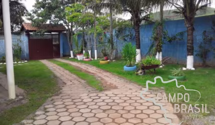 Oportunidade! Chácara com piscina, casa e churrasqueira.