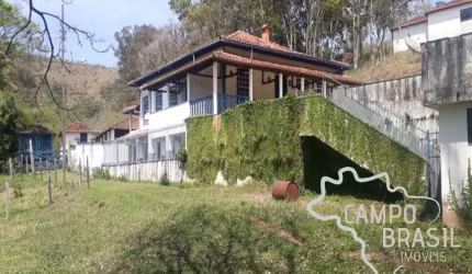 Linda Fazenda de 342 ha com Casarão! Topografia mista!