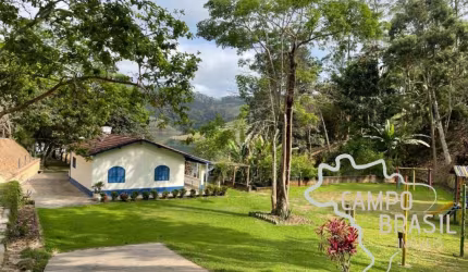 ENCANTADOR SÍTIO NA BEIRA DA REPRESA EM SÃO JOSÉ DOS CAMPOS !
