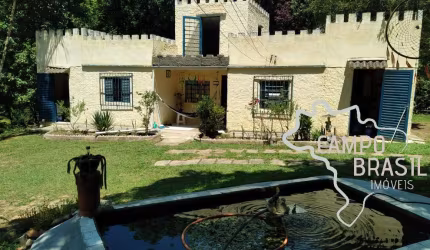 CHÁCARA 3.000M² COM CASA ESTILO CASTELO EM MONTEIRO LOBATO !