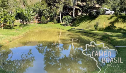 CHÁCARA EM CONDOMÍNIO 1.900M² COM LAGO E TOPOGRAFIA PLANA !