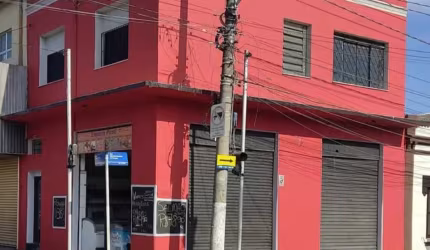 CA00032 - CASA COM POTENCIAL PARA COMÉRCIO NO CENTRO, EM SÃO ROQUE - SP