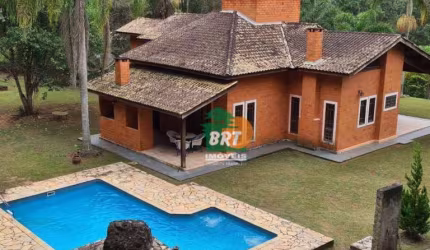 CH00339 - Excelente Chácara à Venda em São Roque - SP