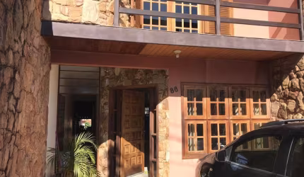 CA00207 - CASA ASSOBRADA COM SUITE, EM SOROCABA - SP