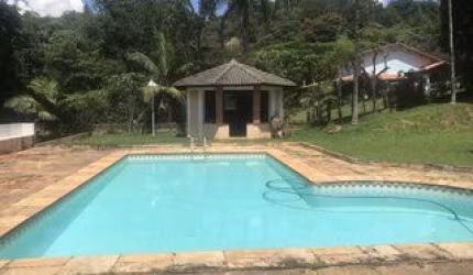 CO00403 - CASA EM CONDOMÍNIO PREVILEGIADO EM SÃO ROQUE - SP