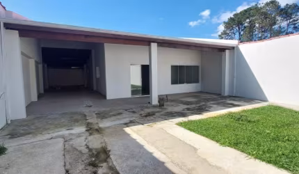 CA00329 - CASA ACONCHEGANTE E MURADA PARA LOCAÇÃO, EM SÃO ROQUE -SP