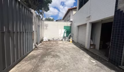 Prédio à venda na Santa Amélia, Belo Horizonte  por R$ 999.000