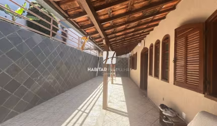 Casa com 6 quartos à venda no Céu Azul, Belo Horizonte  por R$ 650.000