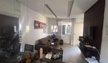 Casa com 3 quartos à venda no Jardim Leblon, Belo Horizonte  por R$ 429.000