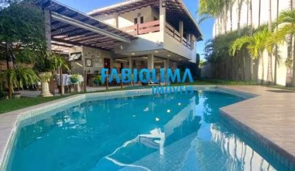 Linda casa em Vilas do Atlântico em alameda fechada