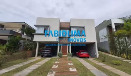Excelente casa no Alphaville Litoral Norte 1