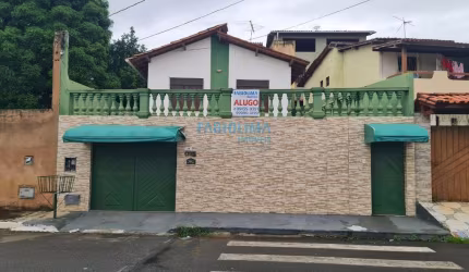 Casa comercial em Lauro de Freitas