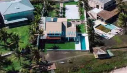 Casa a venda e aluguel, pé na areia, Arembepe, Cond. Praia dos Lagos