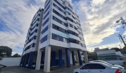 Cobertura a venda em Lauro de Freitas