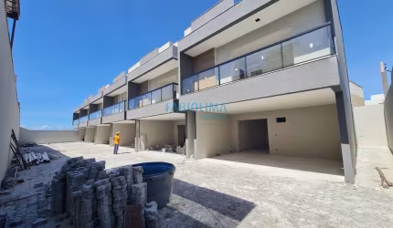 Casa a venda, condomínio no Miragem, Buraquinho, Lauro de Freitas