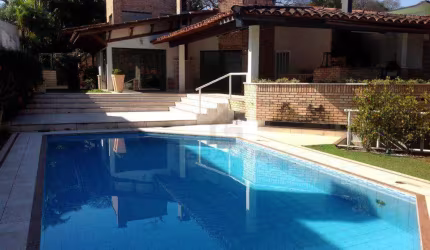 Casa com 2 dormitórios à venda, 560 m² por R$ 2.500.000,00 - Granja Viana - Cotia/SP
