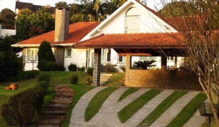 Casa com 3 dormitórios à venda, 400 m² por R$ 1.780.000,00 - Granja Viana - Carapicuíba/SP