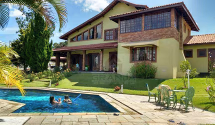 Casa com 6 dormitórios à venda, 480 m² por R$ 1.600.000,00 - Granja Viana - Jandira/SP