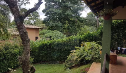 Casa com 3 dormitórios à venda, 222 m² por R$ 1.100.000,00 - Granja Viana - Carapicuíba/SP