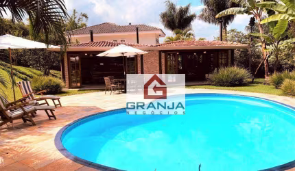 Casa com 3 dormitórios à venda, 384 m² por R$ 2.800.000,00 - Granja Viana - Carapicuíba/SP