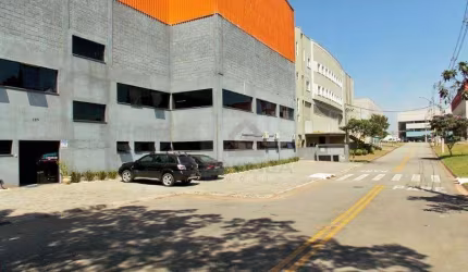 Centro Emp. Raposo Tavares (Km 43) - Galpão novo, com renda!